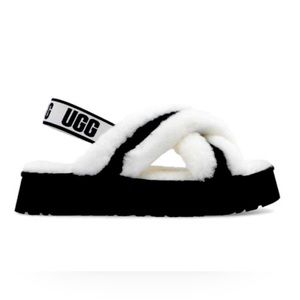 COPY - Brand new Ugg Disco Cross Slide